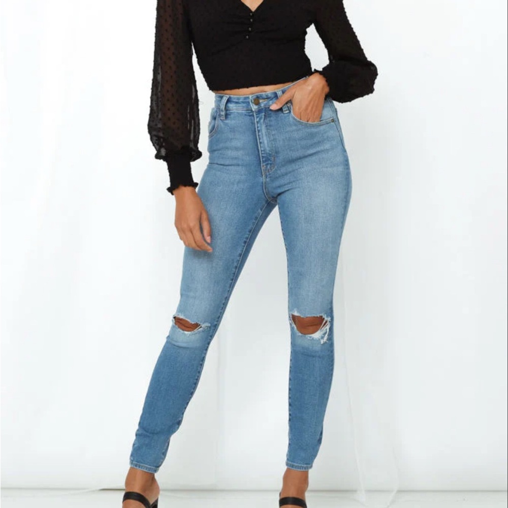 ROLLAS Eastcoast Ankle Ocean Worn Jean NWT